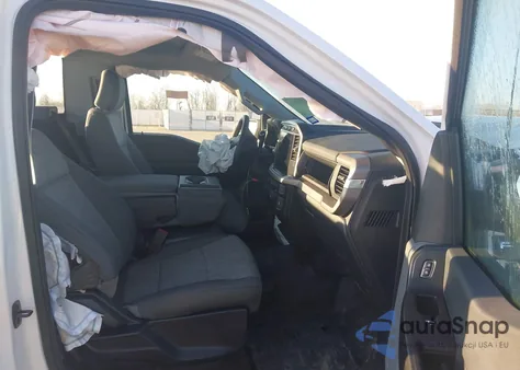 2024 Ford F-150 Xl z USA, uszkodzony, nr VIN 1FTMF1K50RKD28681